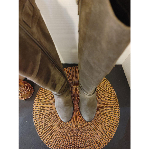 GUESS Wyynn Suede Boots Size 6M - Picture 3 of 5